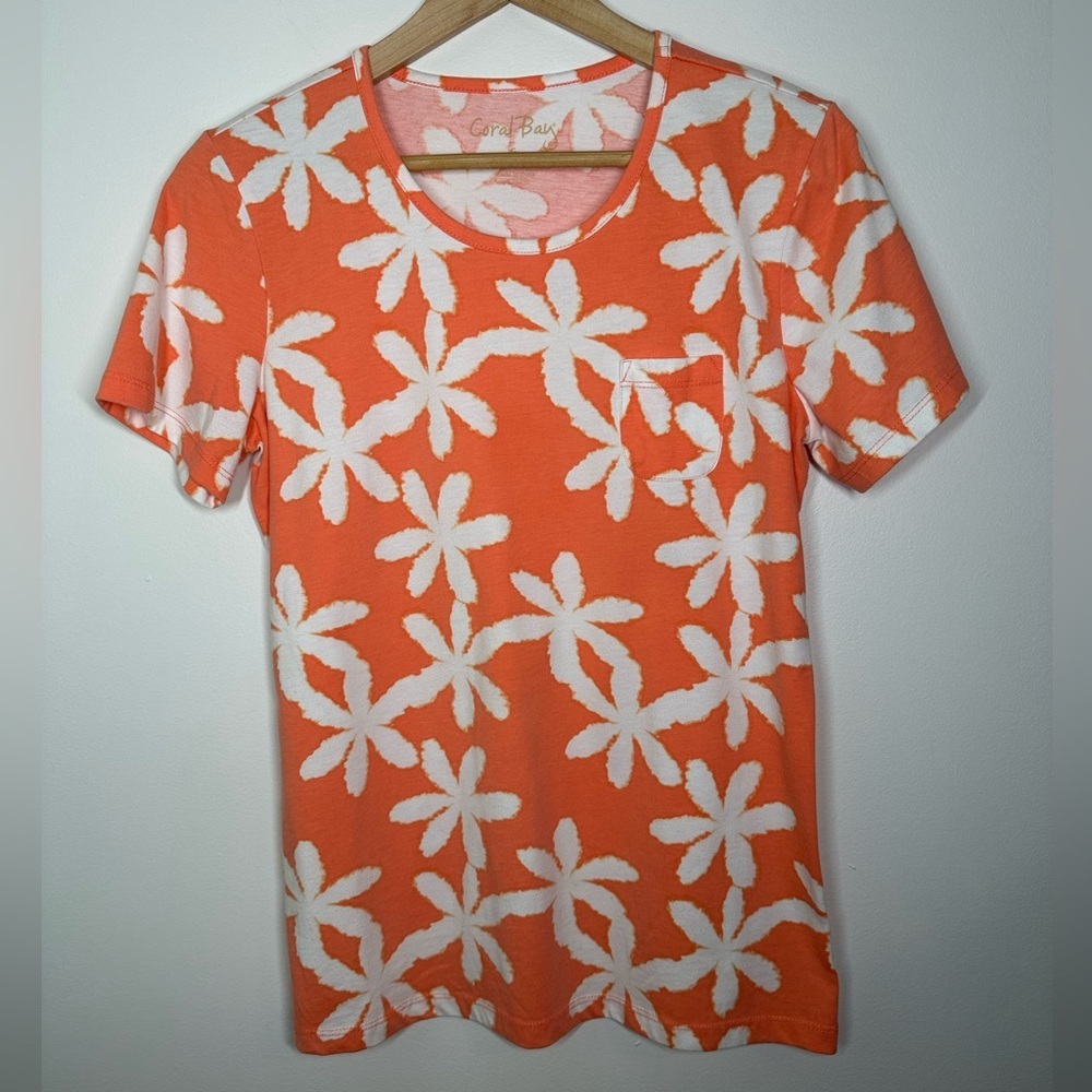 Coral Bay Floral Tshirt‎ Small